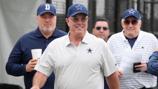 McCarthy, Stephen, Jerry Jones